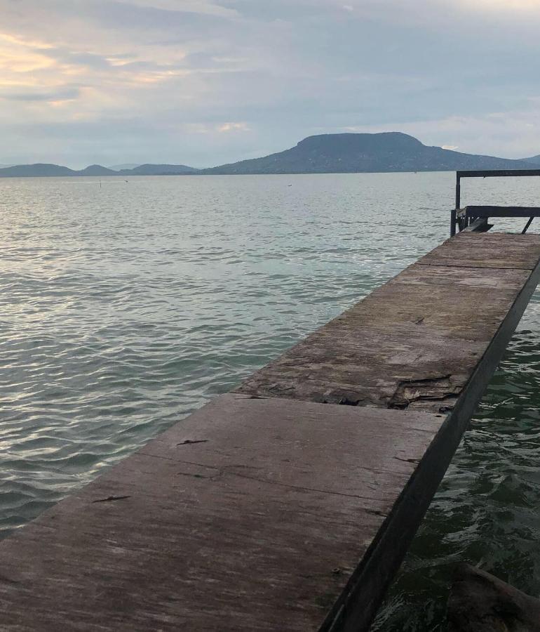 Вилла The Nook - Balatonkiliti Шиофок Экстерьер фото
